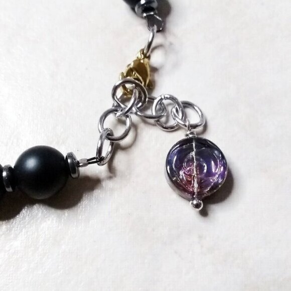 Goth + Beachy! Purple + Black Iridescent Fish + Stone Beads Bracelet! 7"+ Adjust - Picture 7 of 11